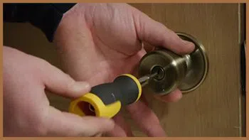 City Locksmith Shop Brooklyn, NY 718-489-9806 - 15-unlock-door